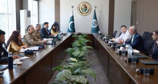 06-10-2023, Islamabad: Vice President of United States Institute of Peace (Asia Centre) Dr. Andrew Wilder called on Chairman NDMA Lt General Inam Haider Malik at NDMA HQs
